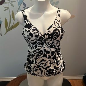 Anne Cole Tankini Top size 40 B/C